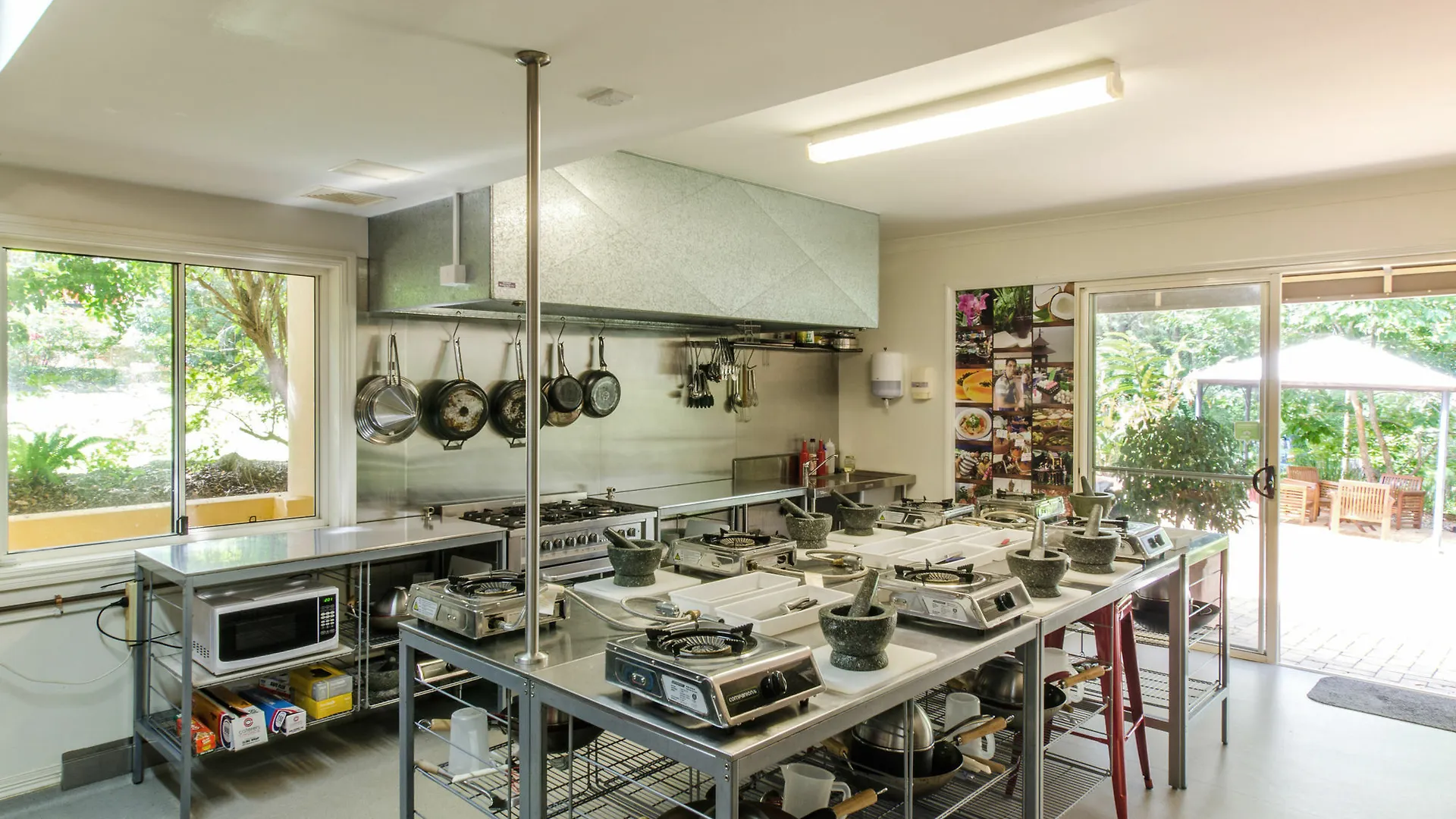 Amytis Gardens Retreat Spa And Cooking School Alexandra Headland